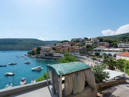 Apartmani Ella Rabac Bagian luar foto